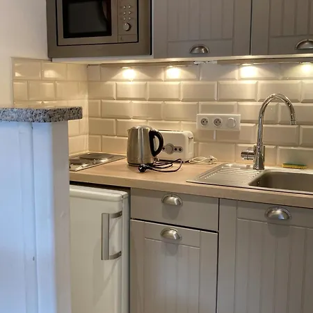 A Moriond 1650, Ideal Pour 2 Adultes Et 1 Enfant - Fr-1-514-82 Apartman Courchevel