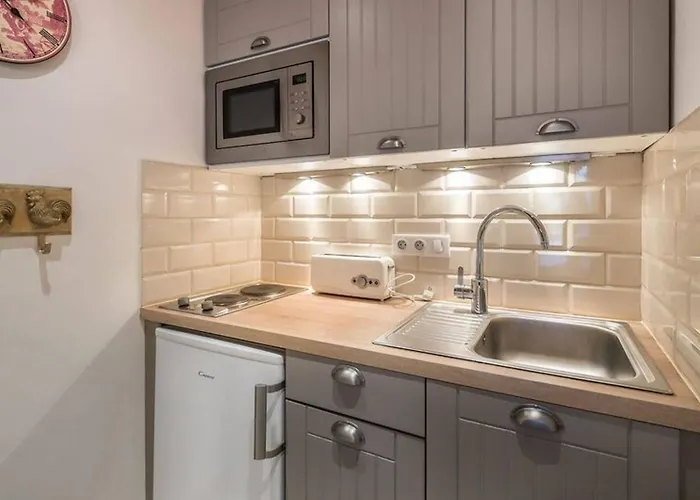 A Moriond 1650, Ideal Pour 2 Adultes Et 1 Enfant - Fr-1-514-82 * Courchevel